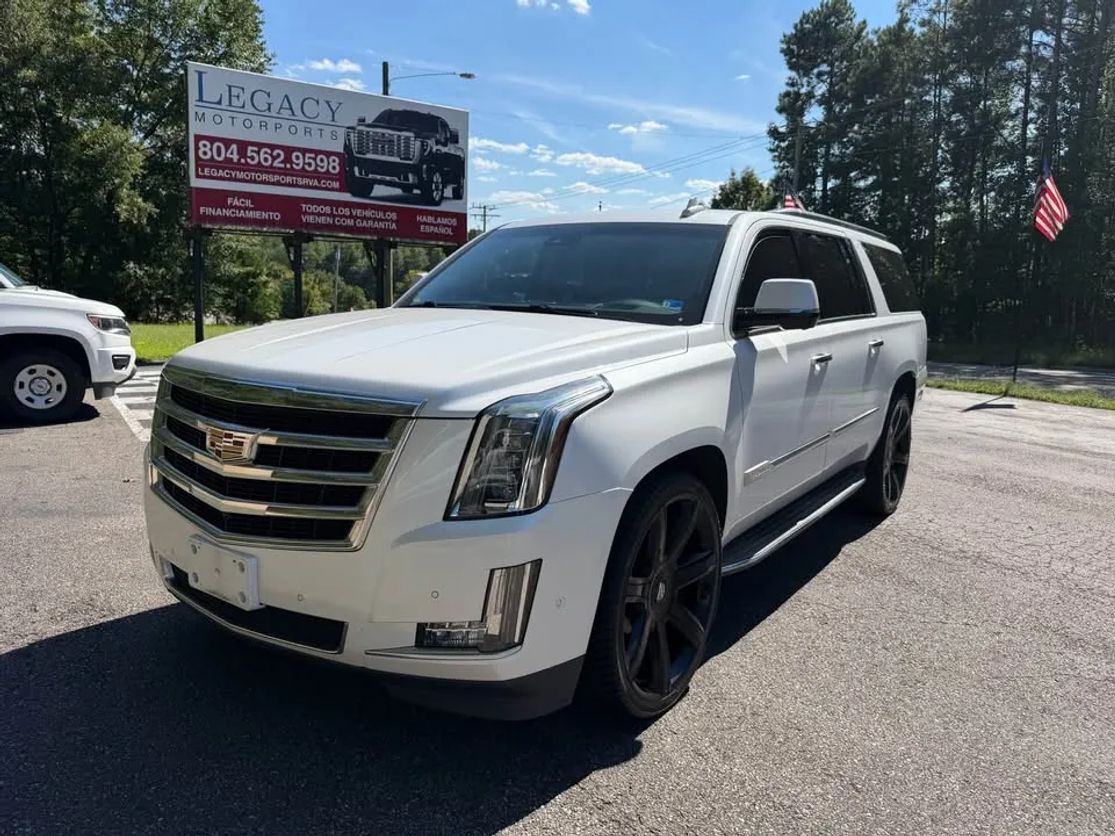2017 CADILLAC Escalade ESV