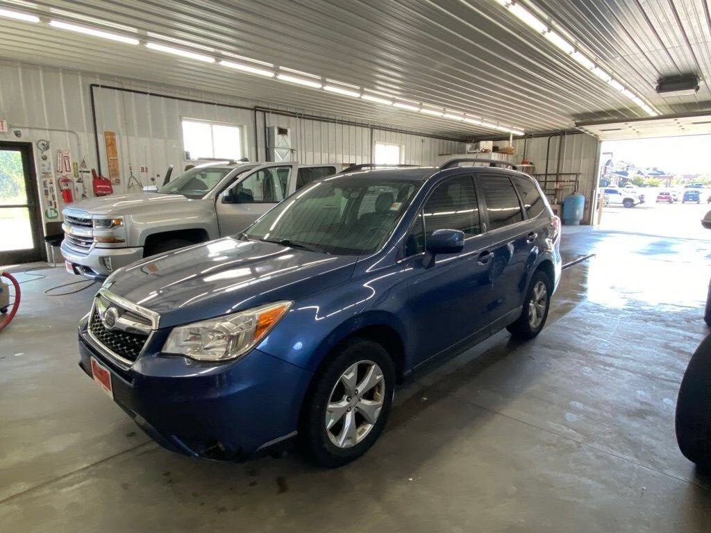 2014 SUBARU Forester