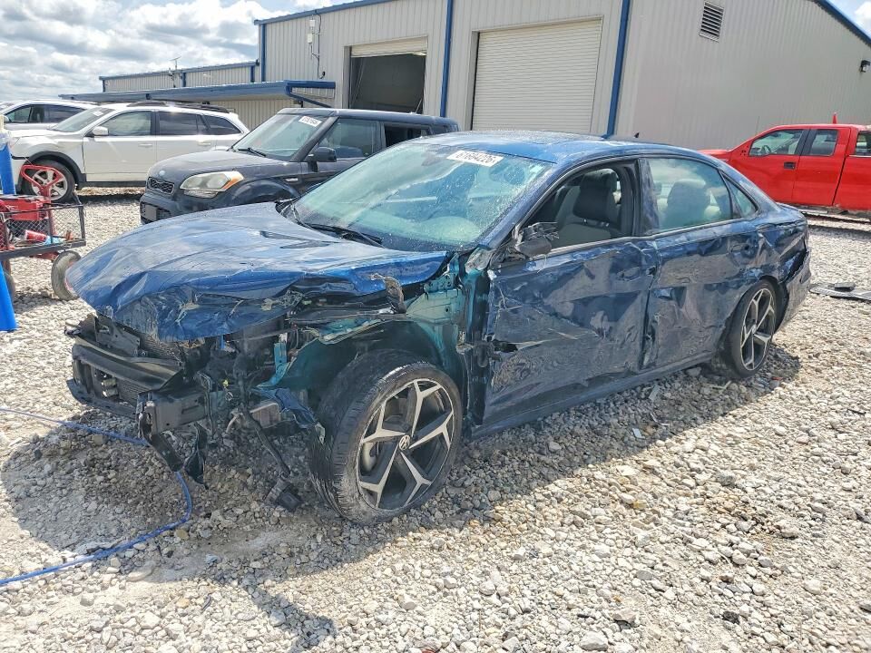 2021 VOLKSWAGEN Passat