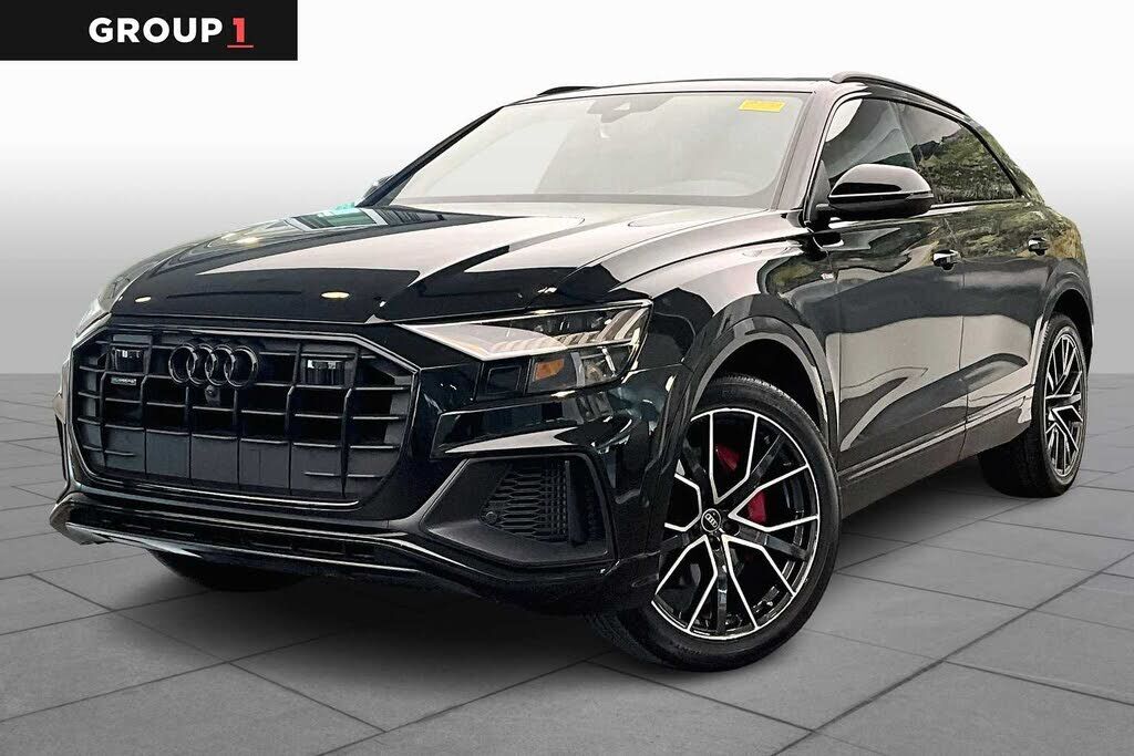 2022 AUDI Q8