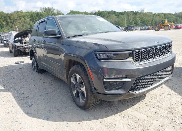 2022 JEEP Grand Cherokee