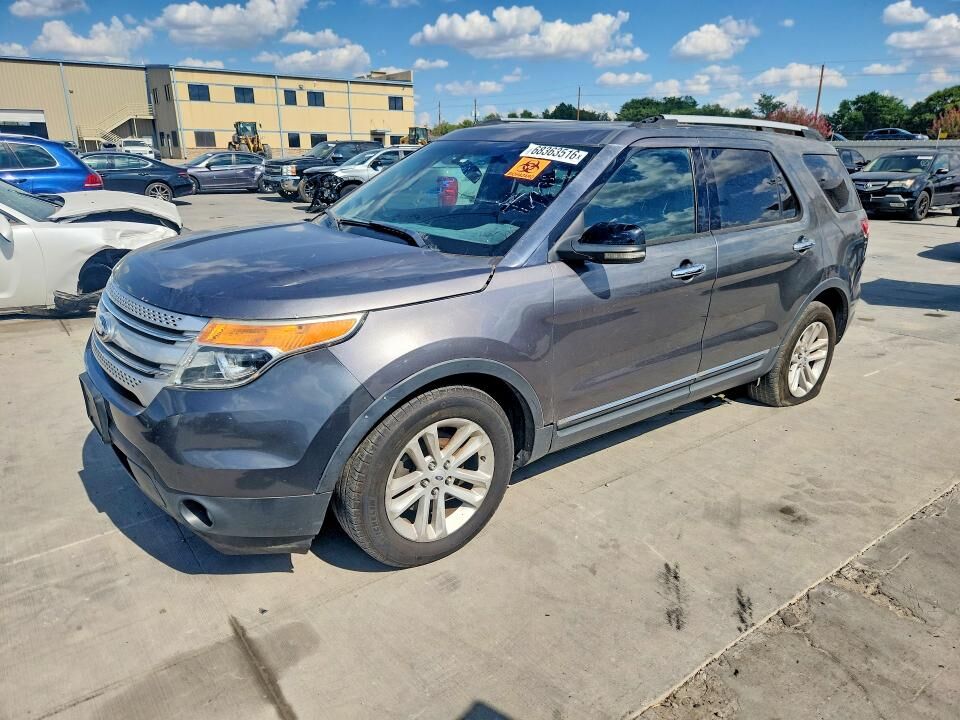 2013 FORD Explorer