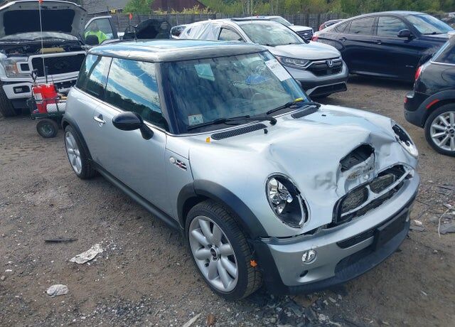 2004 MINI Cooper