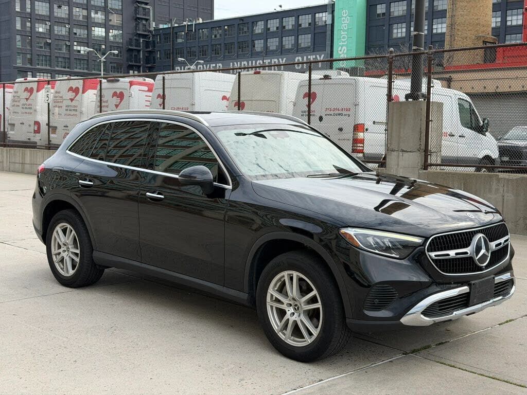 2023 Mercedes-Benz GLC-Class