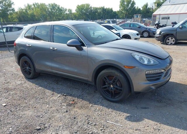 2012 PORSCHE Cayenne