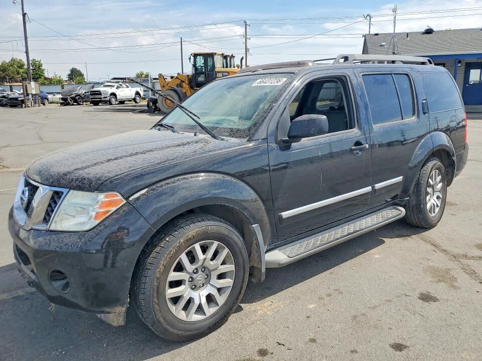 2012 NISSAN Pathfinder