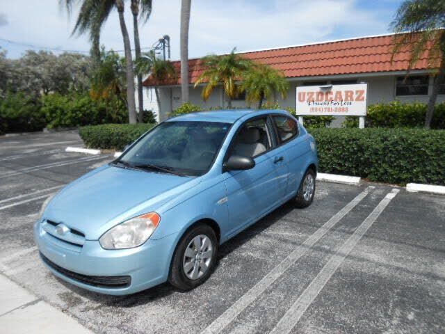 2009 HYUNDAI Accent