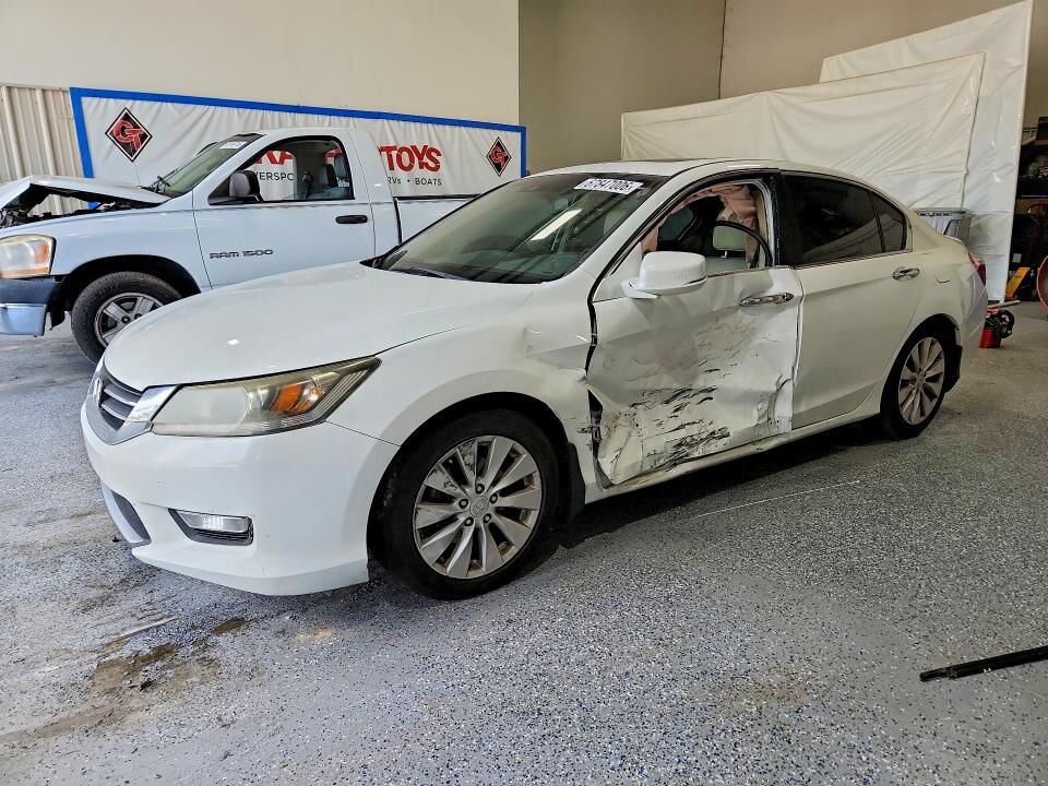 2013 HONDA Accord
