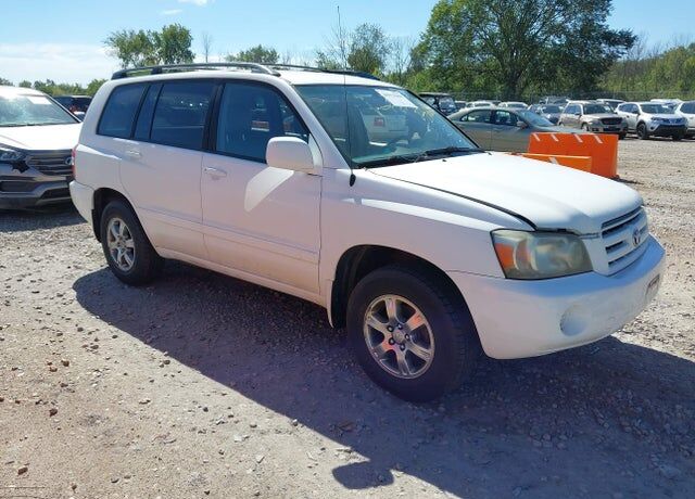 2004 TOYOTA Highlander
