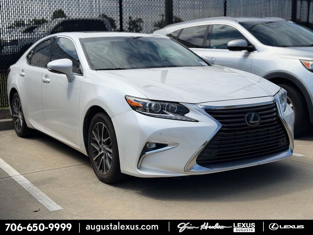 2018 LEXUS ES