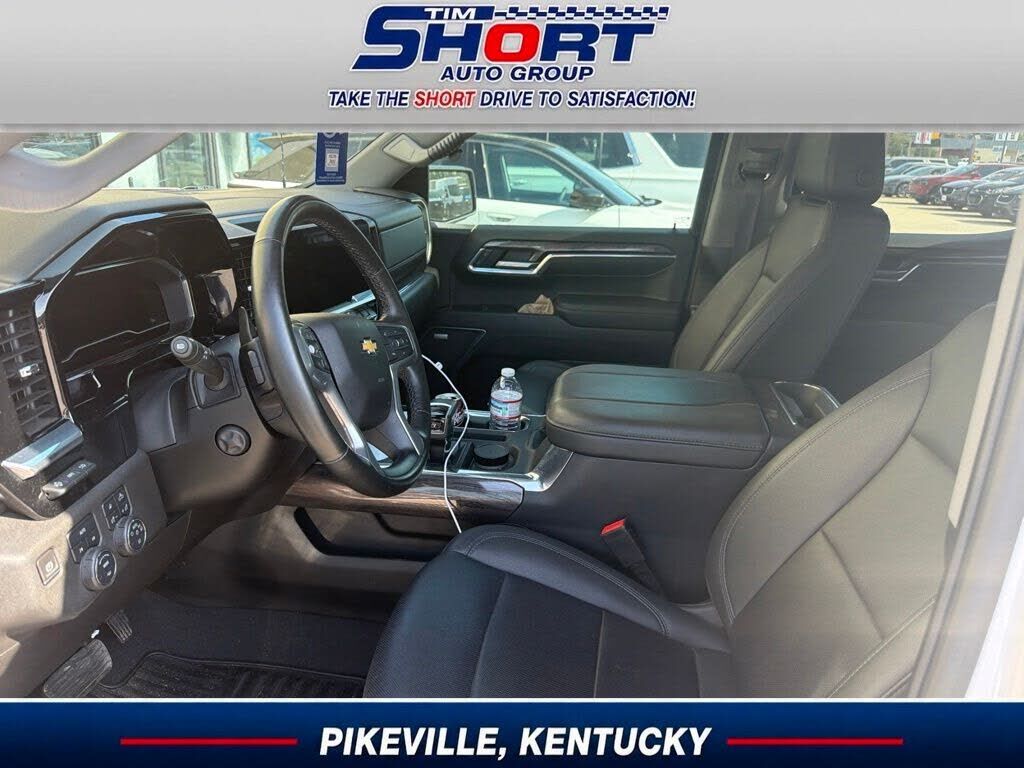 2023 CHEVROLET Silverado