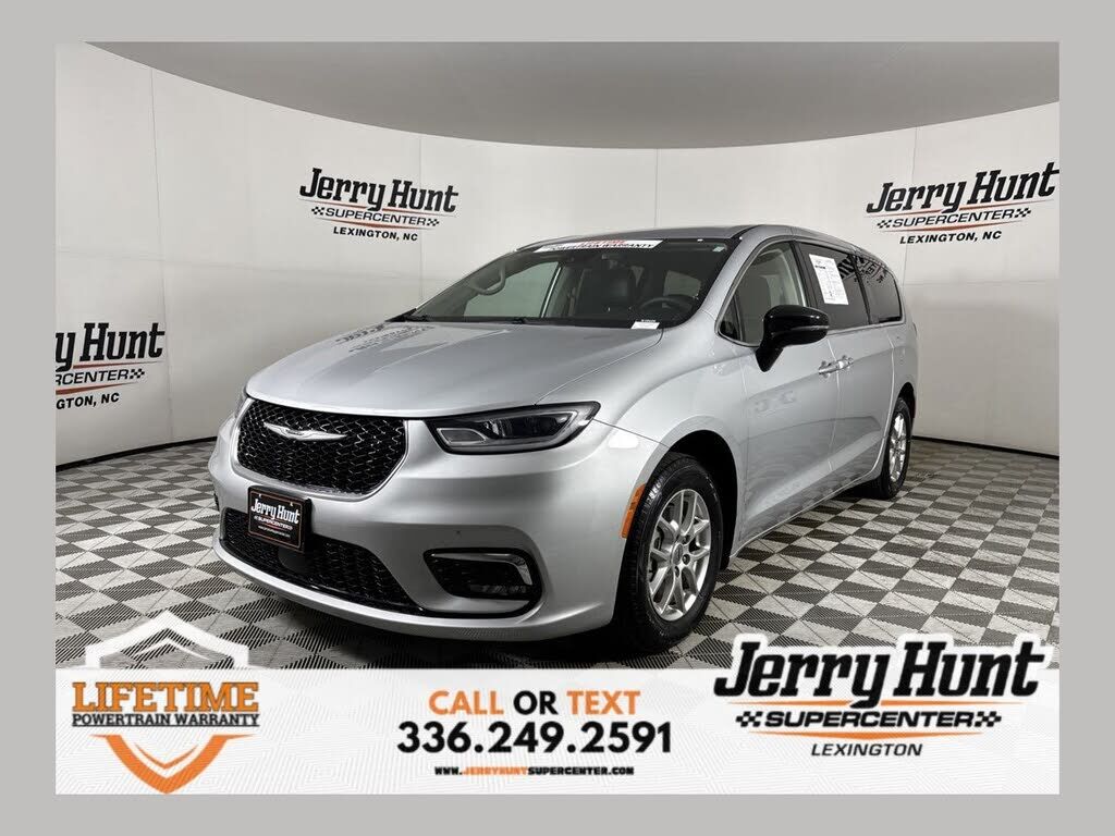 2024 CHRYSLER Pacifica