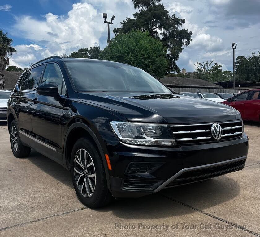 2020 VOLKSWAGEN Tiguan