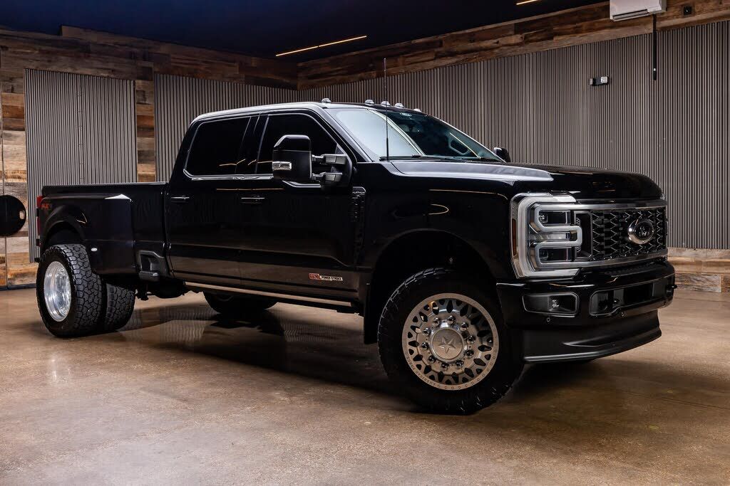 2025 FORD F-350