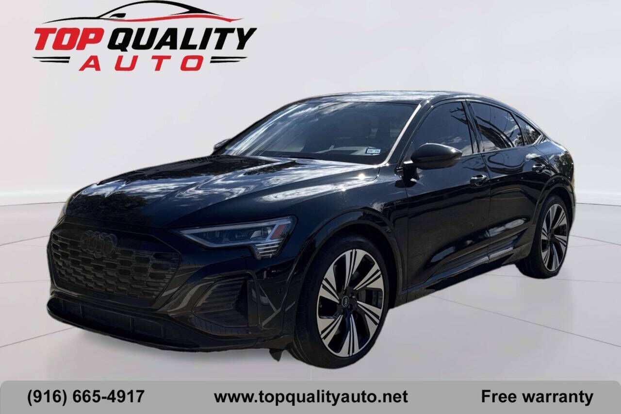 2024 AUDI Q8