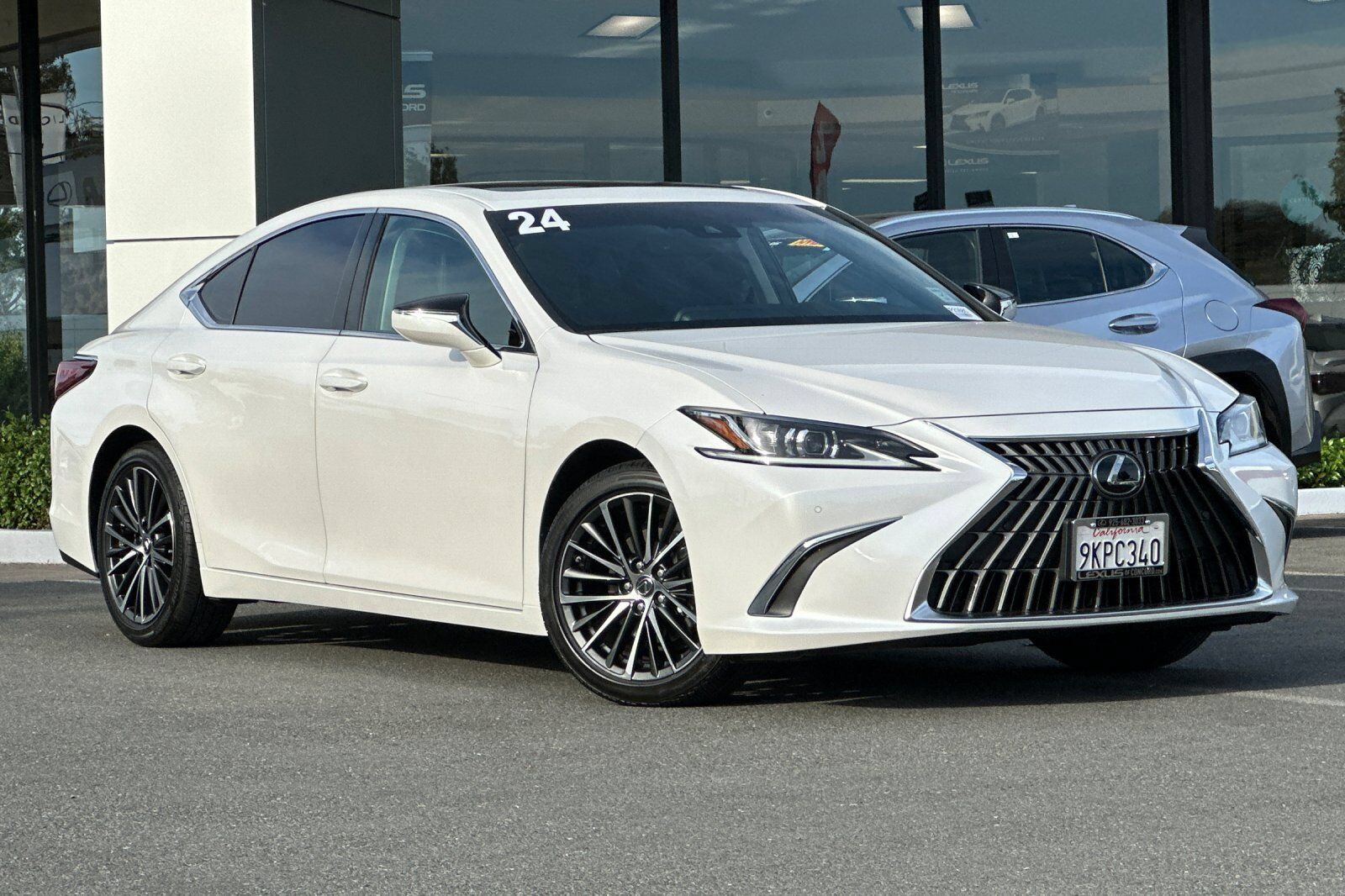 2024 Lexus ES