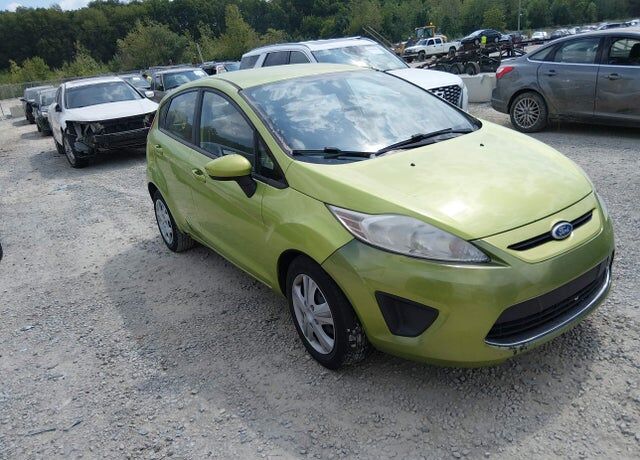 2011 FORD Fiesta