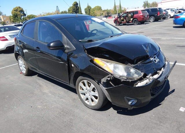 2012 MAZDA Mazda2
