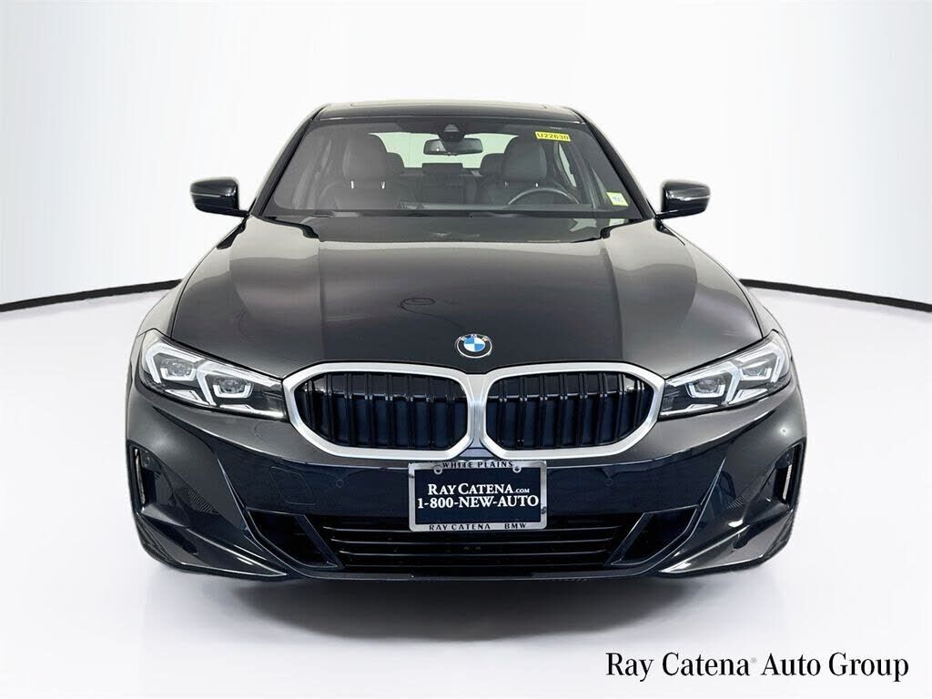 2023 BMW 330i
