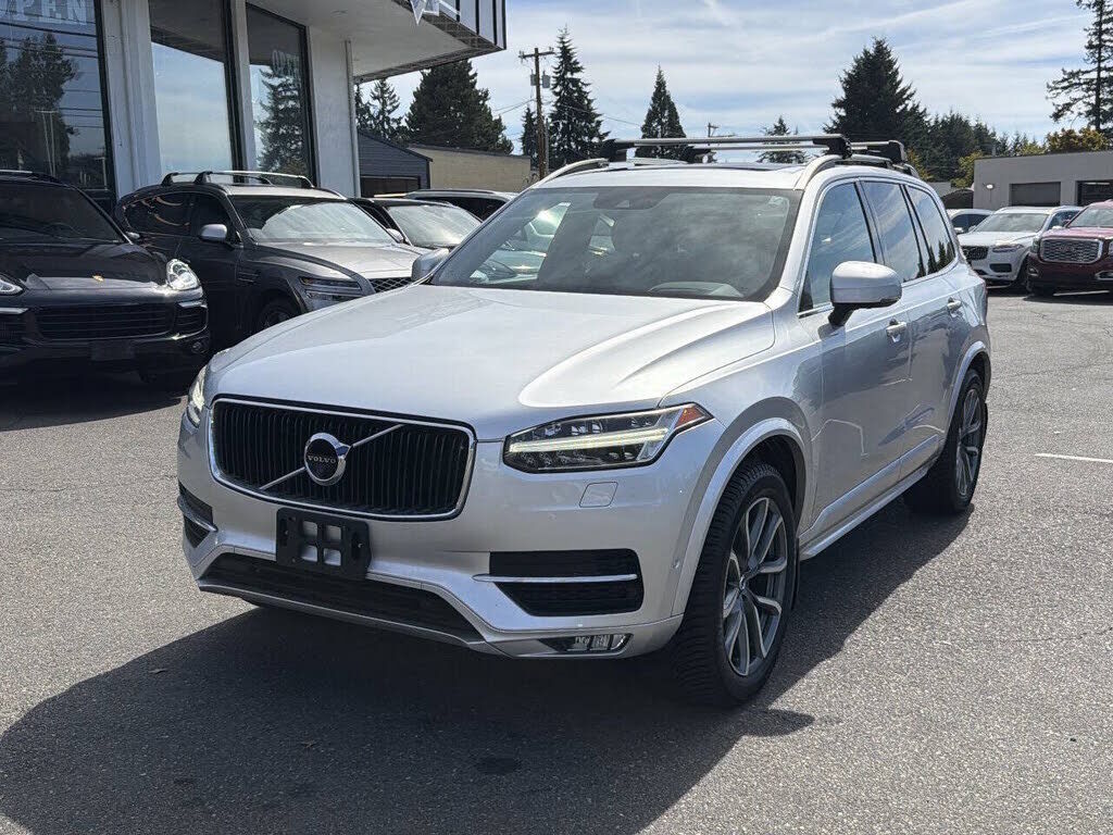 2017 VOLVO XC90
