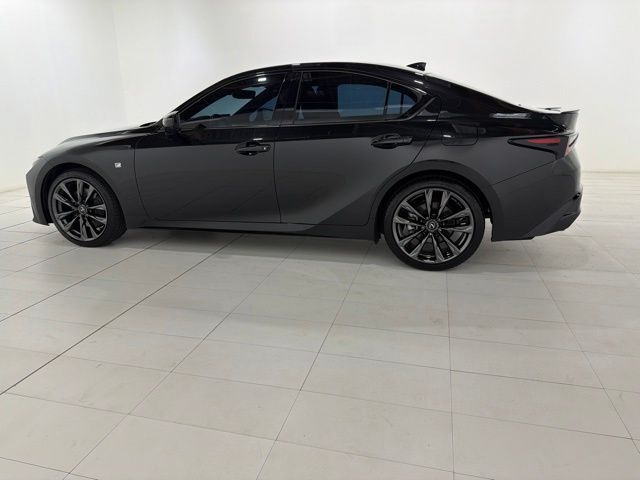 2025 Lexus IS