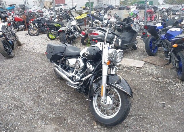 2020 HARLEY DAVIDSON FLHC / Heritage Classic