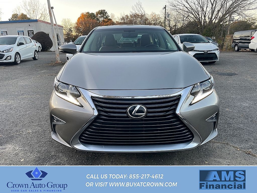 2016 Lexus ES