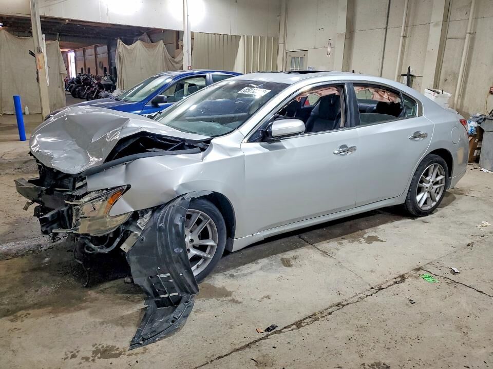2009 NISSAN Maxima