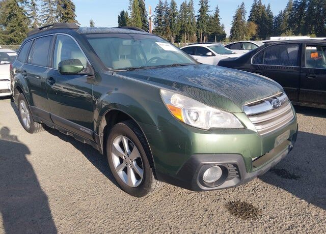 2014 SUBARU Outback