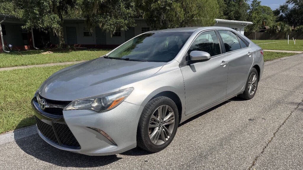 2017 TOYOTA Camry