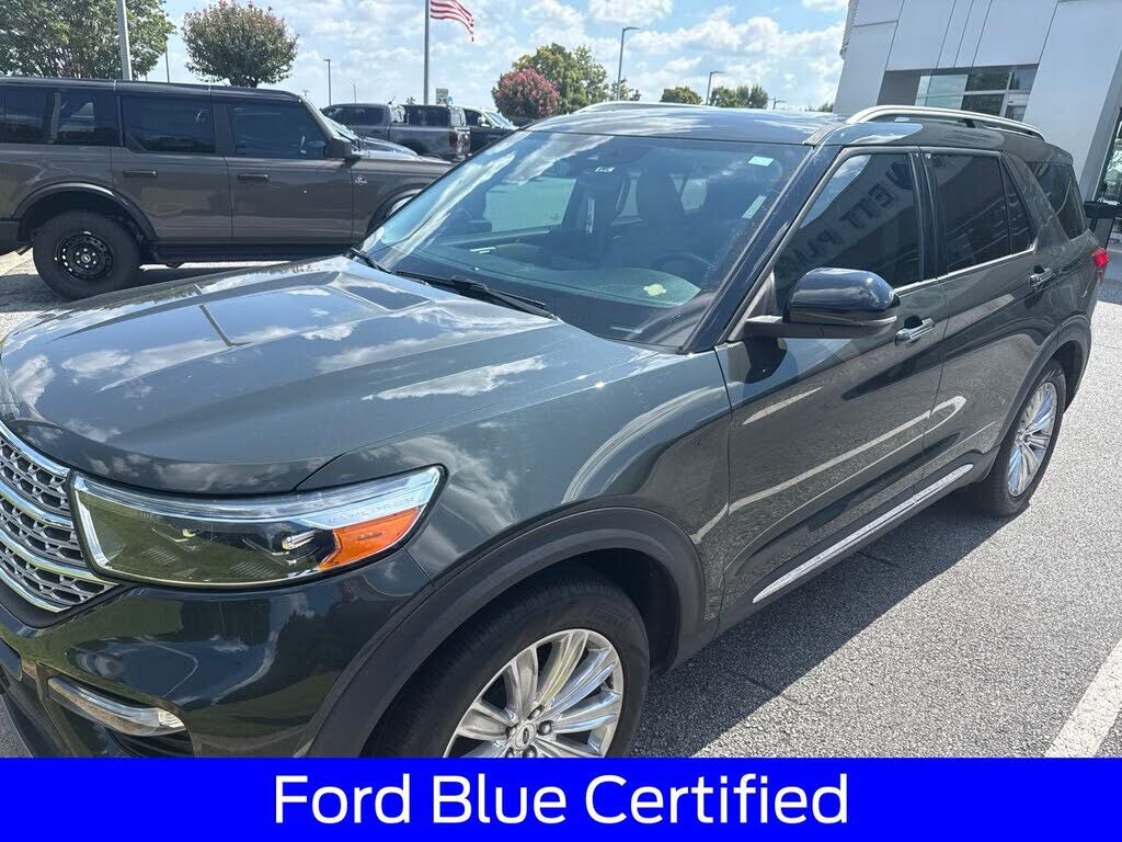 2022 FORD Explorer