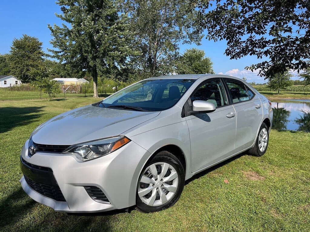 2016 TOYOTA Corolla