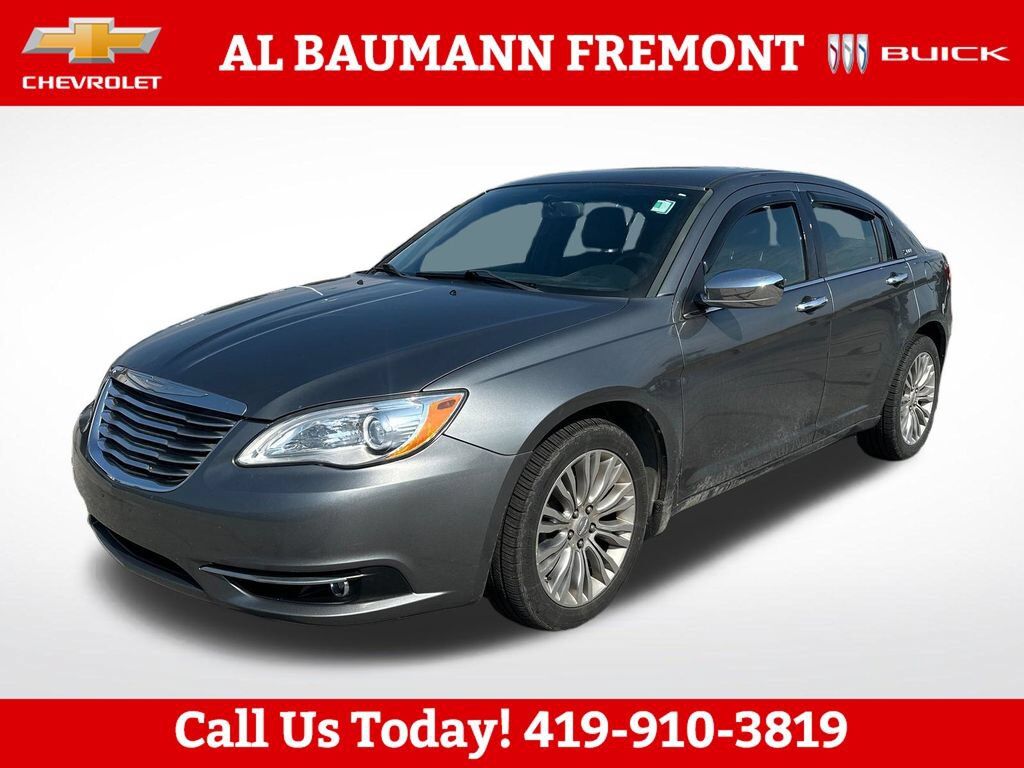2012 CHRYSLER 200