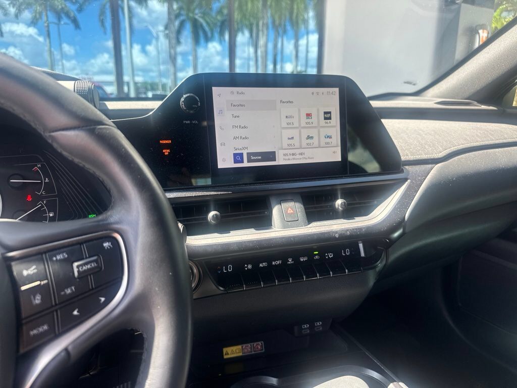2024 Lexus UX