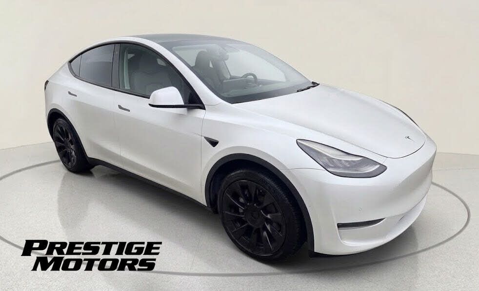 2020 TESLA Model Y