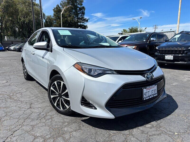2017 TOYOTA Corolla