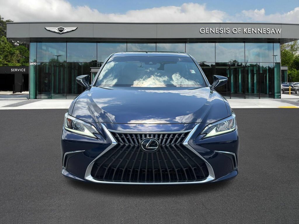 2025 Lexus ES
