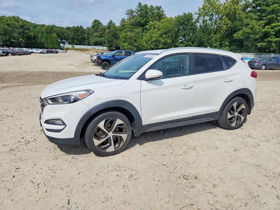 2016 HYUNDAI Tucson