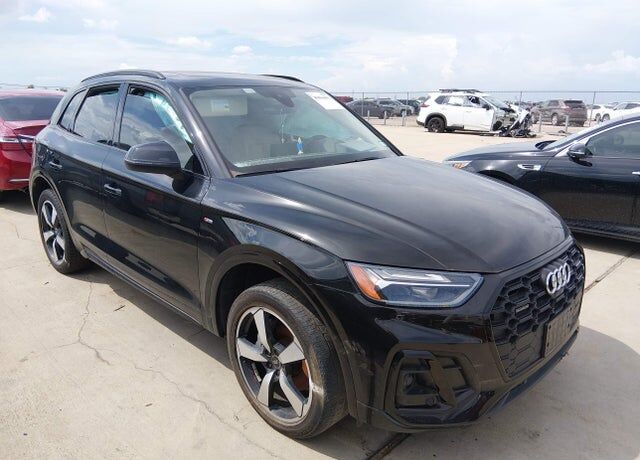 2022 AUDI Q5