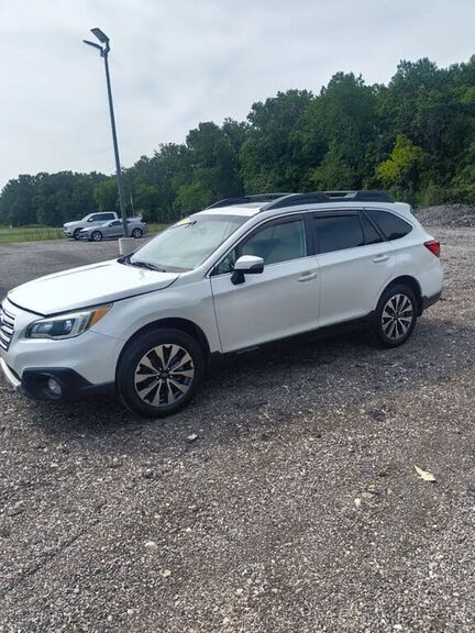 2017 SUBARU Outback