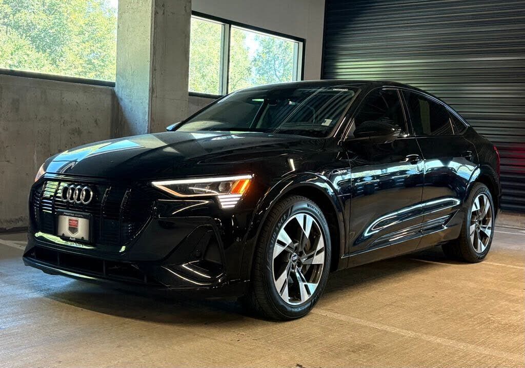 2022 AUDI e-tron Sportback