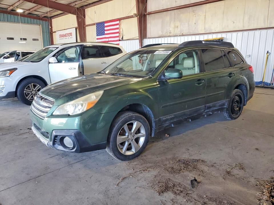 2013 SUBARU Outback