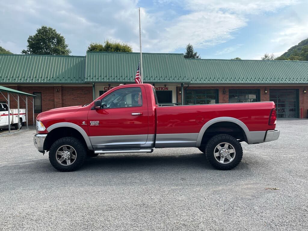2012 DODGE Ram