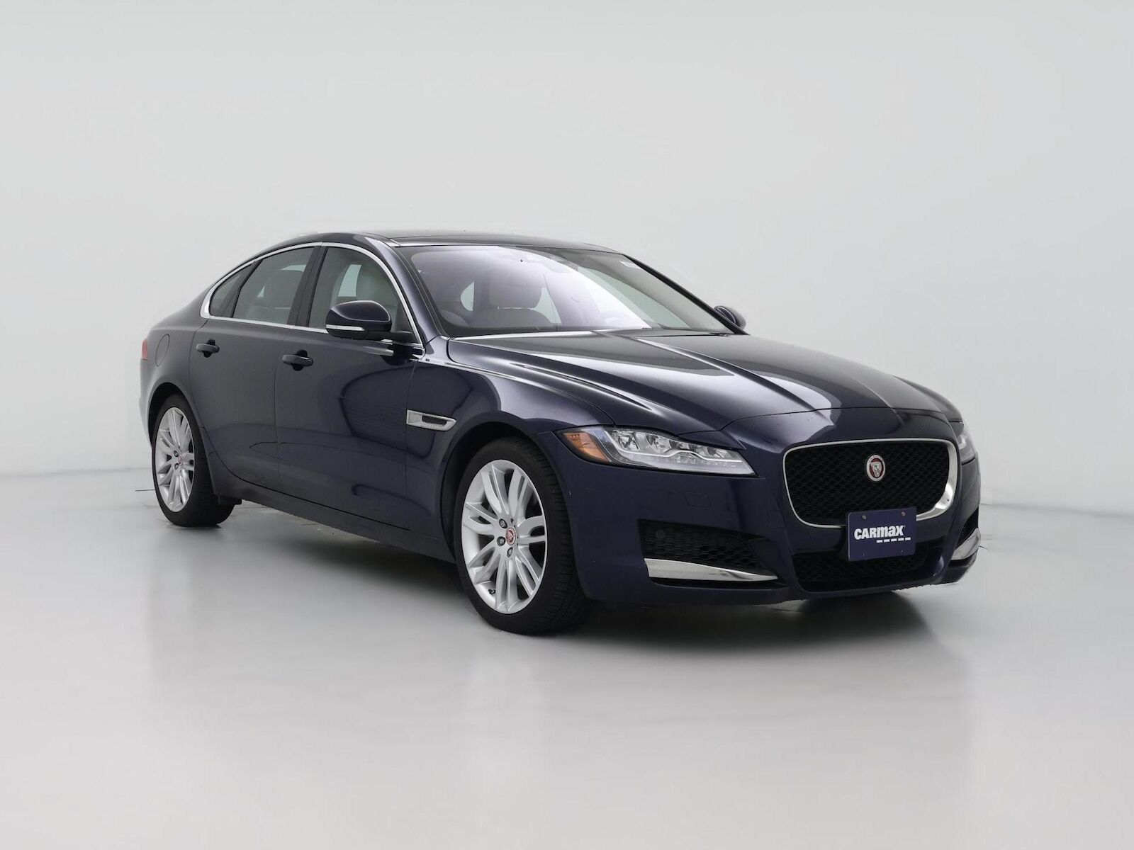 2017 JAGUAR XF