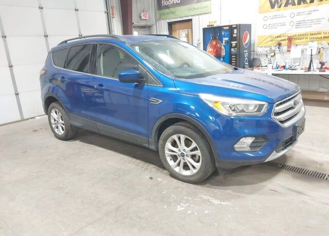 2017 FORD Escape