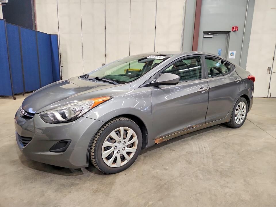 2013 HYUNDAI Elantra