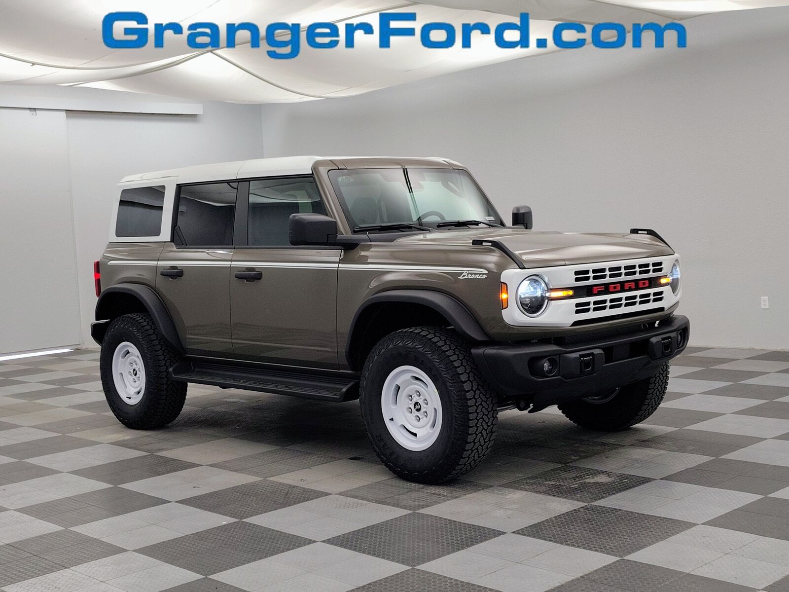 2026 FORD Bronco
