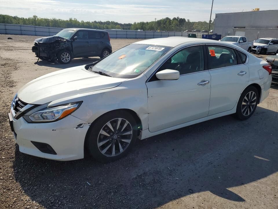 2017 NISSAN Altima