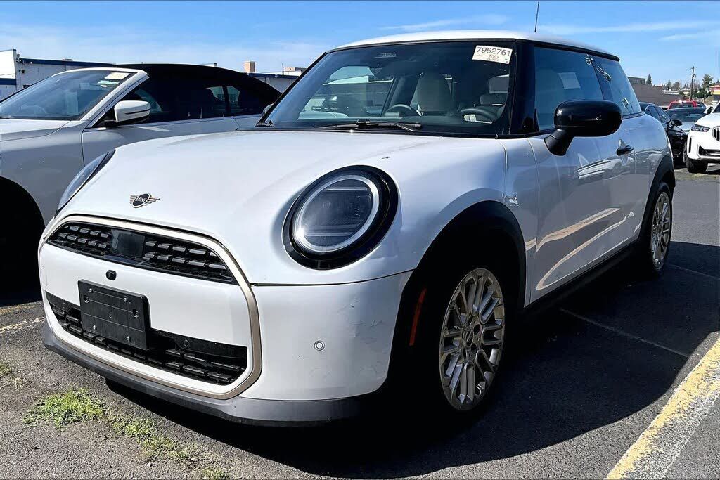 2025 MINI Hardtop