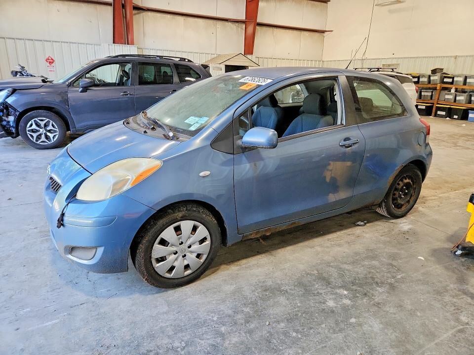 2009 TOYOTA Yaris